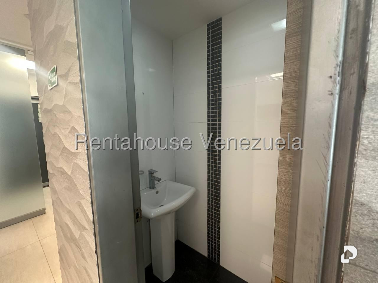 Oficina en Macaracuay, Caracas – 24