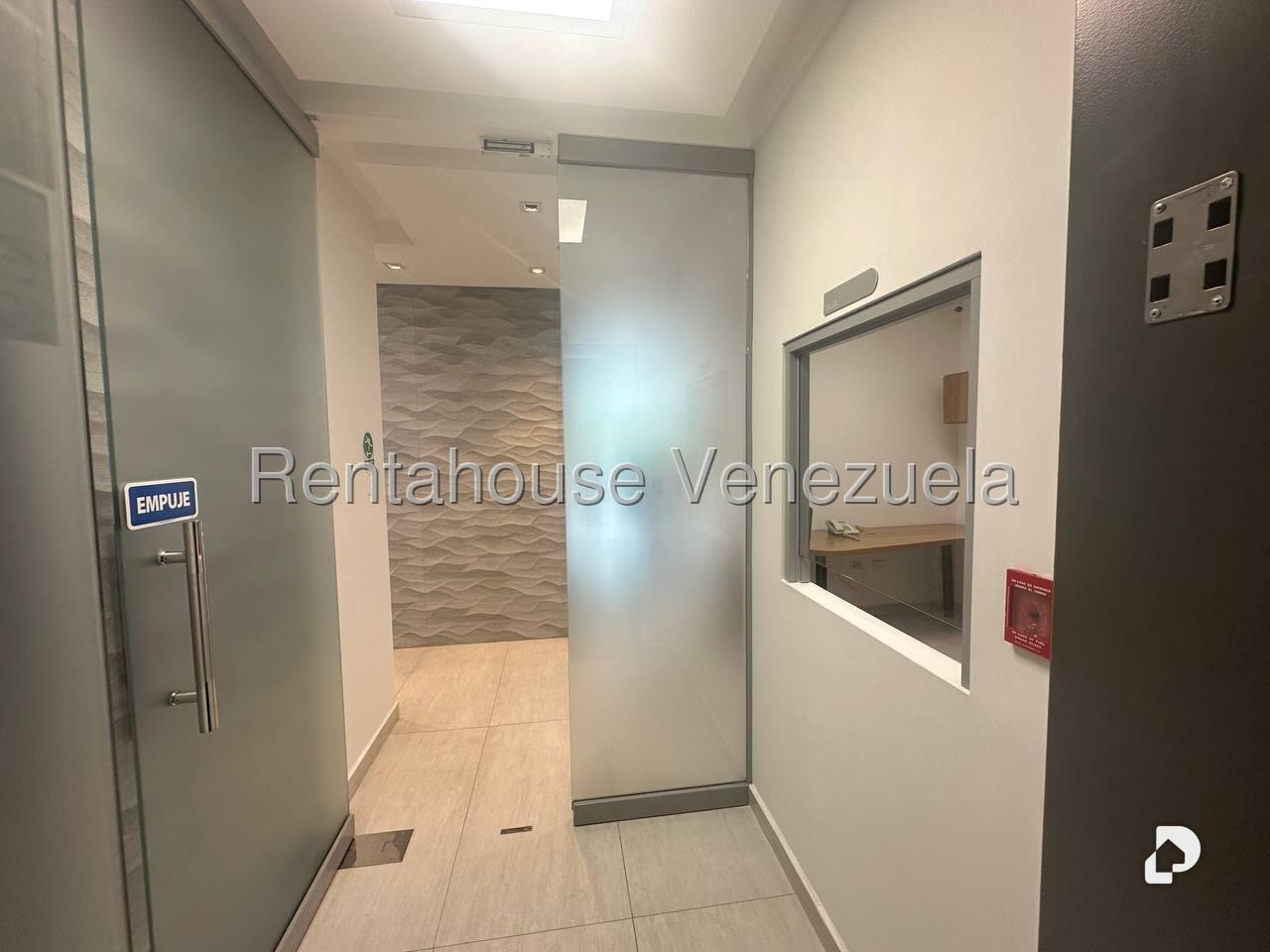 Oficina en Macaracuay, Caracas – 12