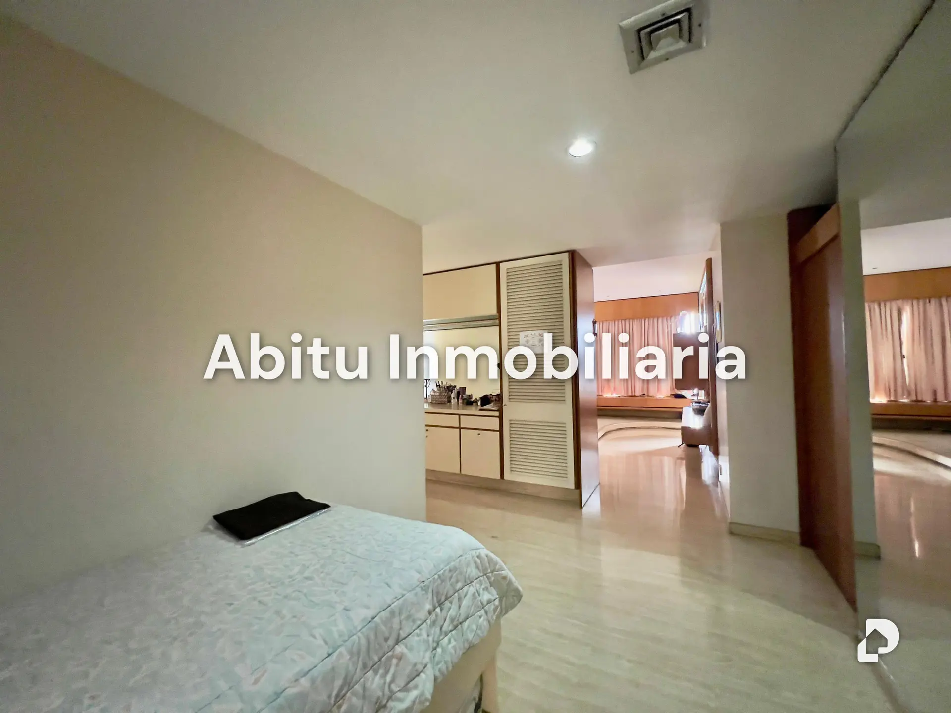 Apartamento en Los Palos Grandes, Caracas – 8