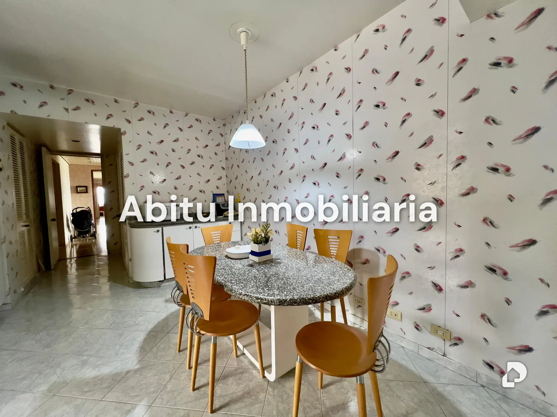 Apartamento en Los Palos Grandes, Caracas – 11