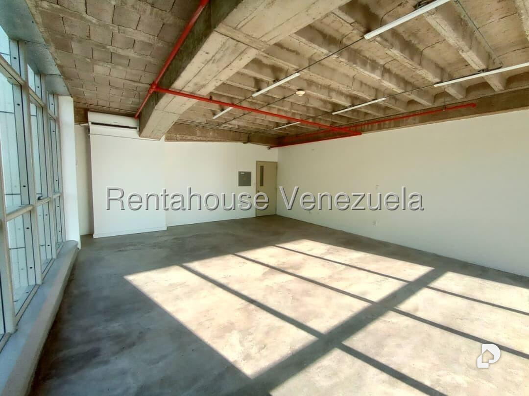 Oficina en Santa Paula, Caracas – 8