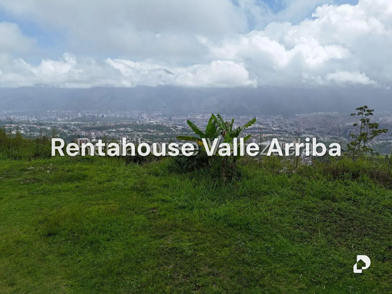 Terreno en Alto Hatillo, Caracas – 18