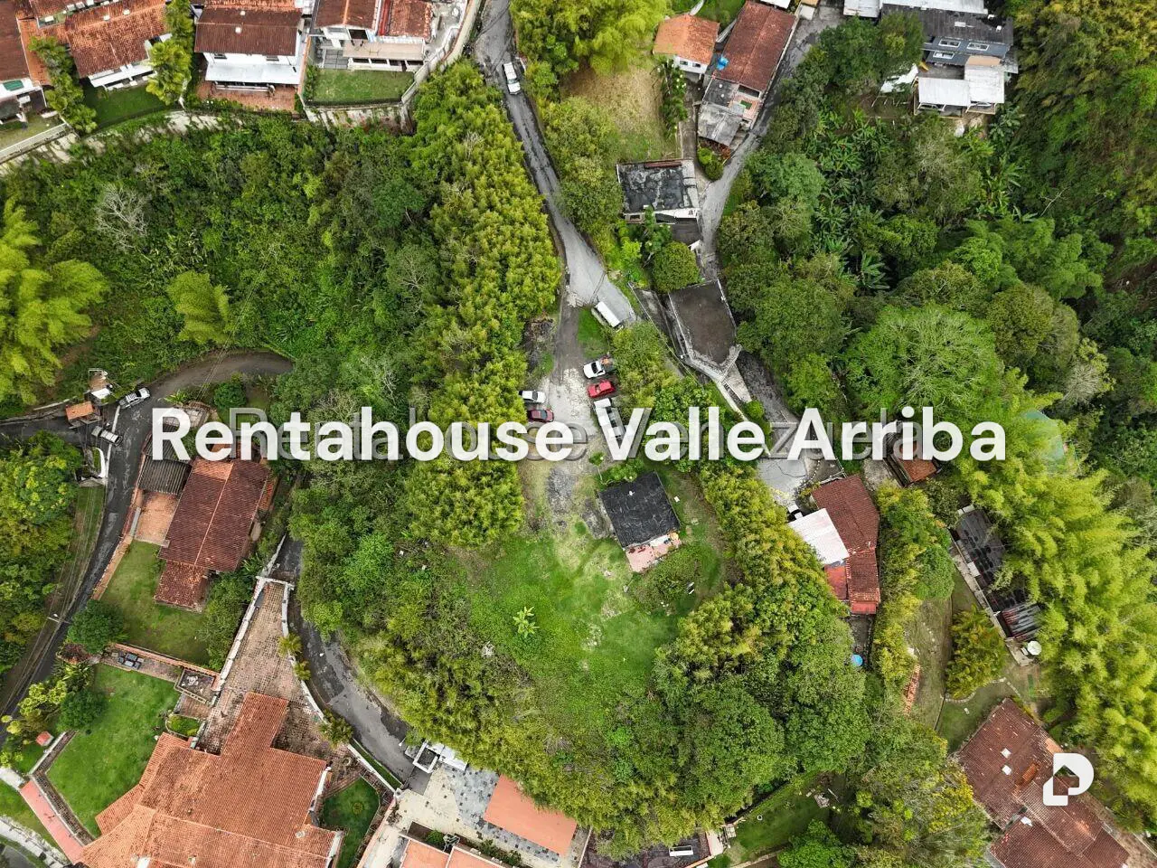 Terreno en Alto Hatillo, Caracas – 1