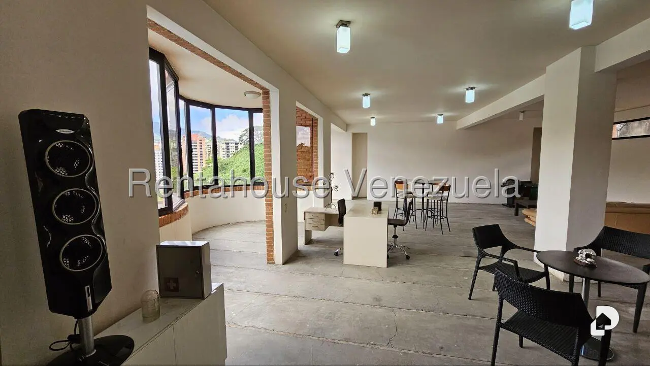 Casa en Los Samanes, Caracas – 28