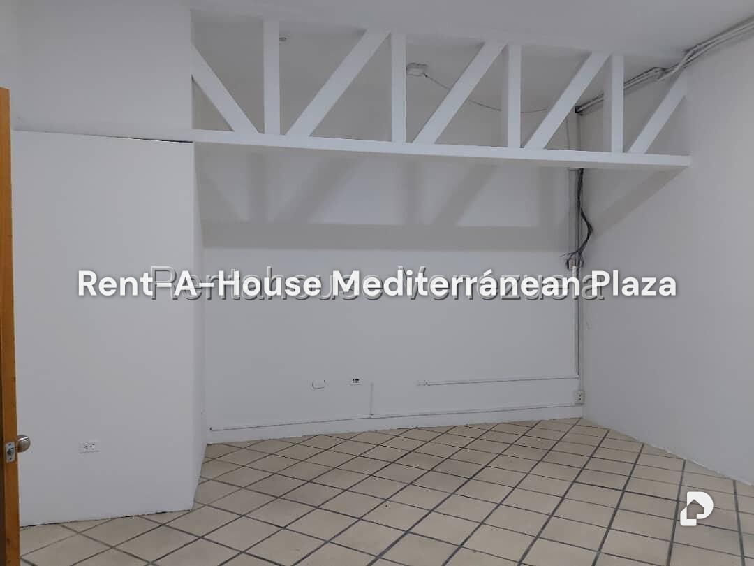 Local comercial en Zona Industrial, Valencia – 11