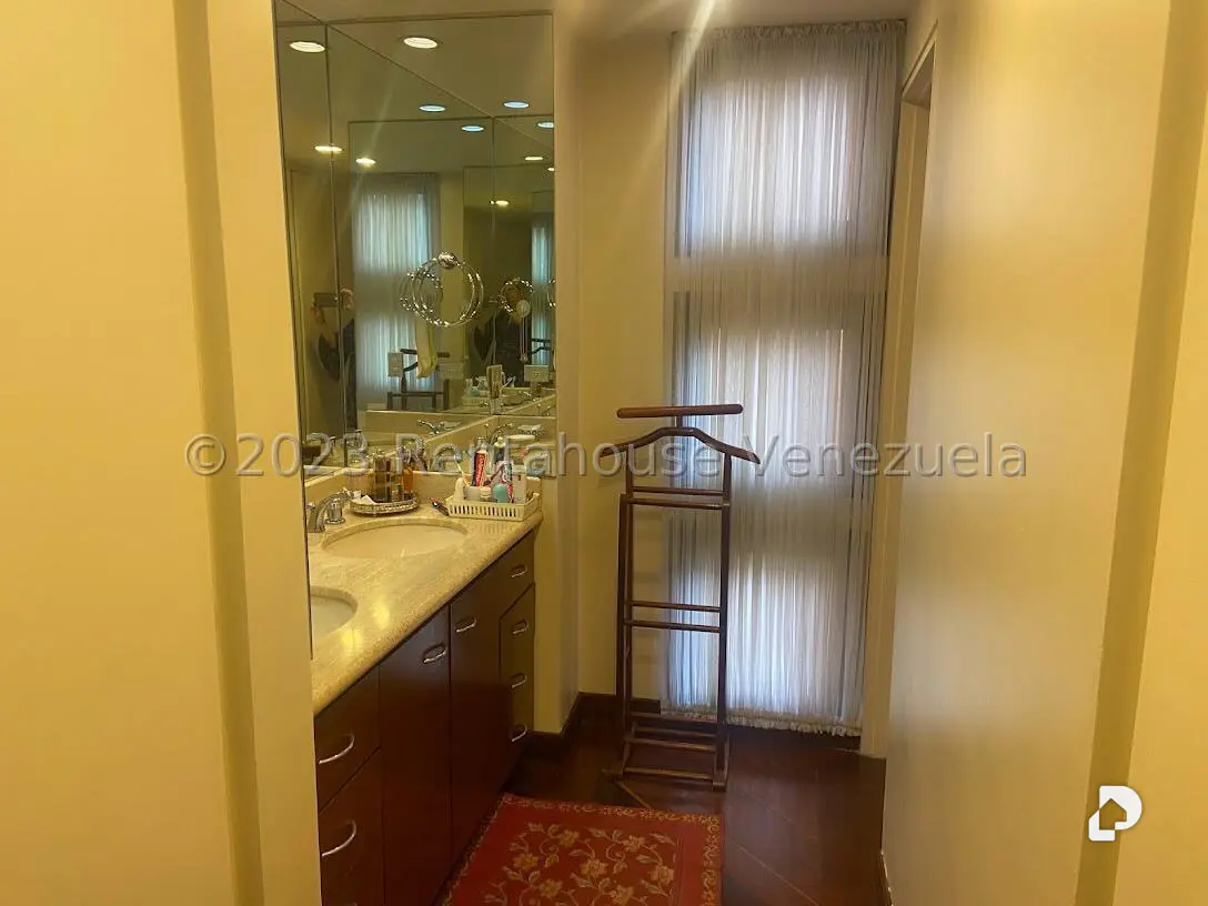 Apartamento en Colinas de Valle Arriba, Caracas – 26