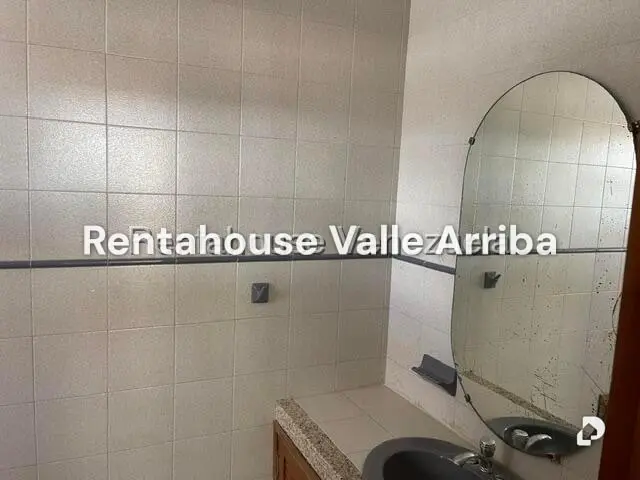 Casa en Colinas de Carrizal, Los Teques – 71