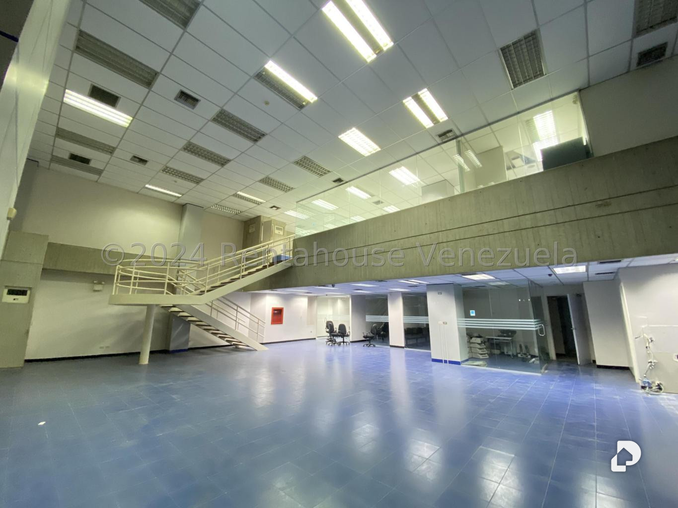 Local comercial en San Bernardino, Caracas – 12