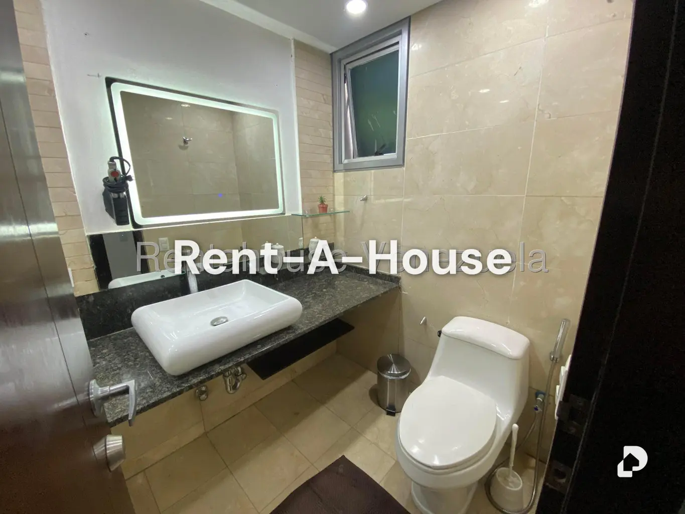 Apartamento en Las Mesetas de Santa Rosa de Lima, Caracas – 19