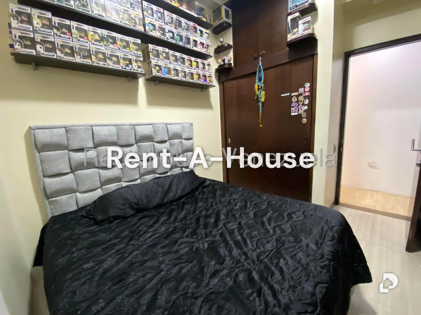 Apartamento en Las Mesetas de Santa Rosa de Lima, Caracas – 13