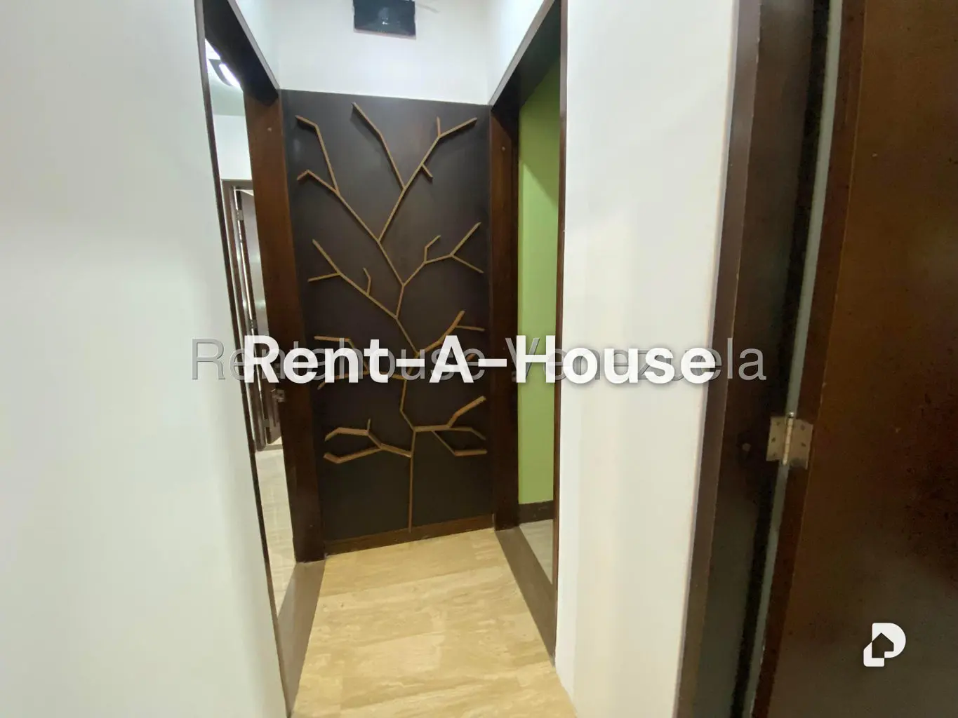 Apartamento en Las Mesetas de Santa Rosa de Lima, Caracas – 9