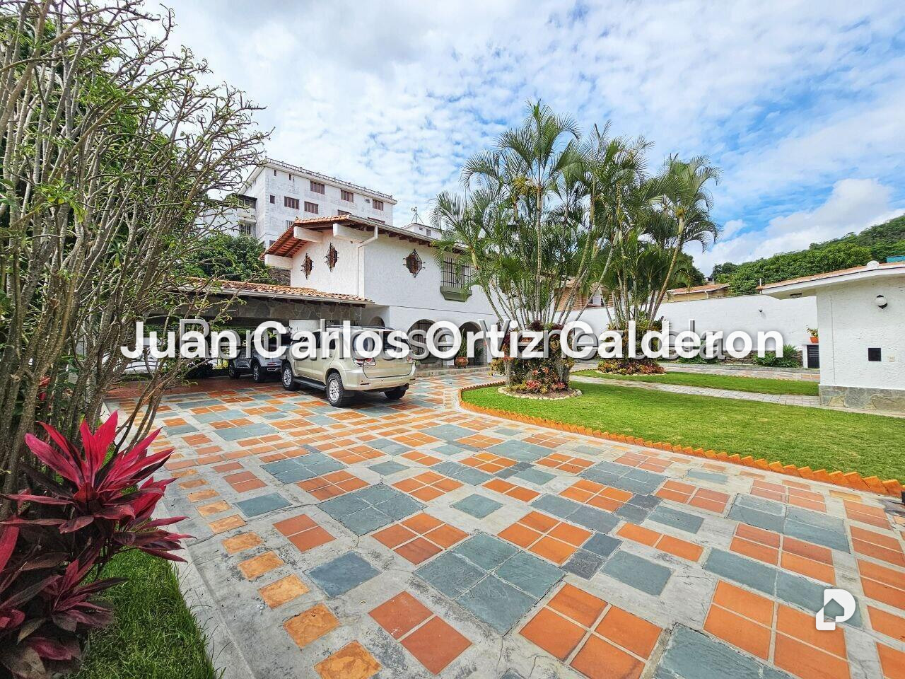 Casa en Cumbres de Curumo, Caracas – 7