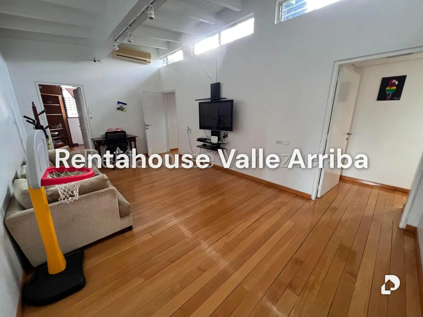 Apartamento en Cumbres de Curumo, Caracas – 16