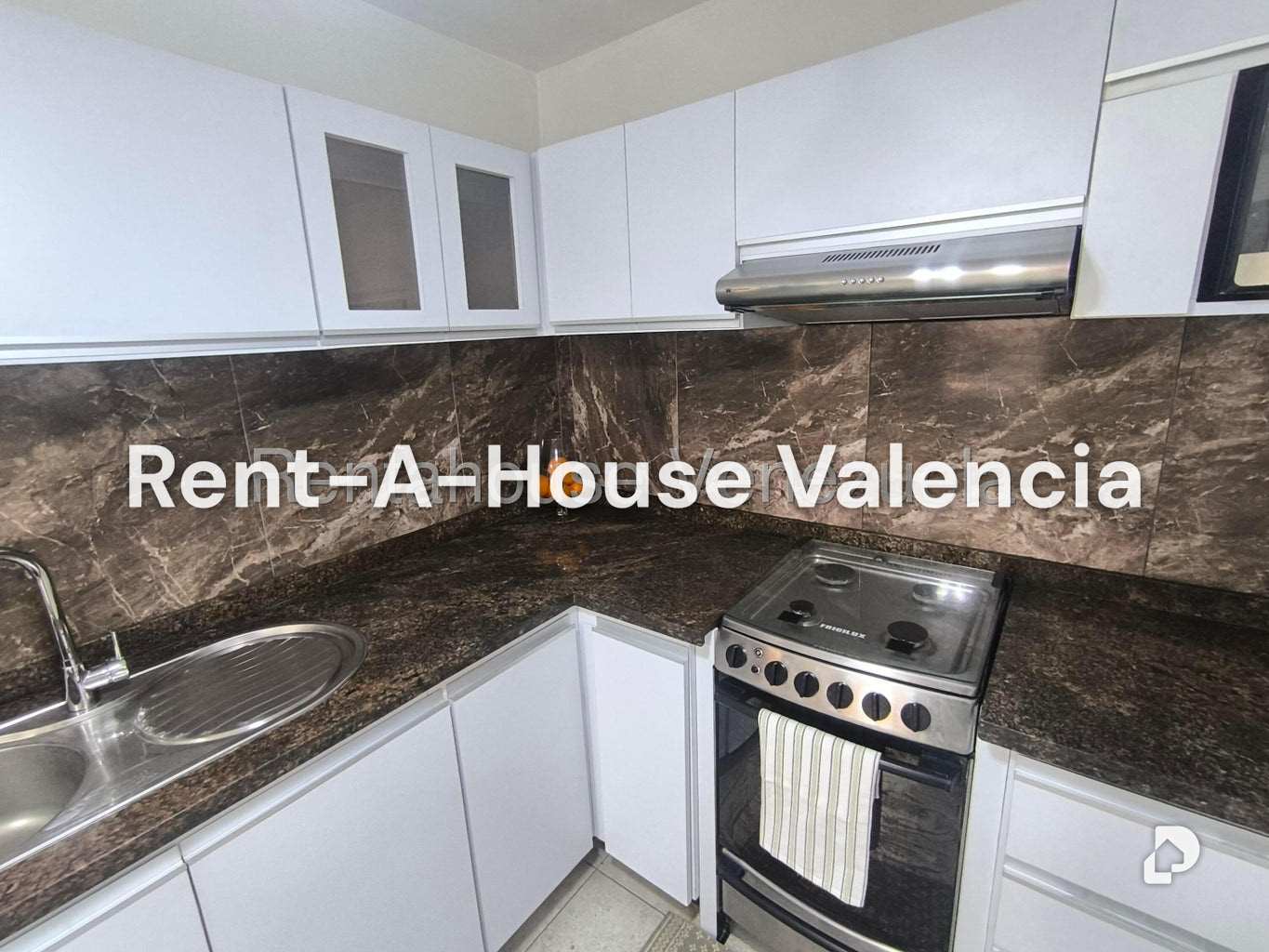 Apartamento en Avenida Bolivar Norte, Valencia – 16