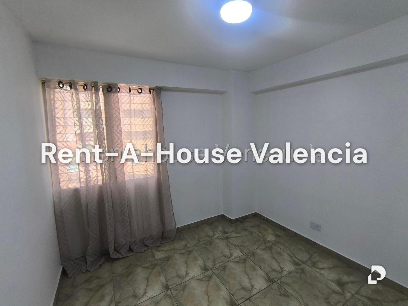 Apartamento en Avenida Bolivar Norte, Valencia – 27