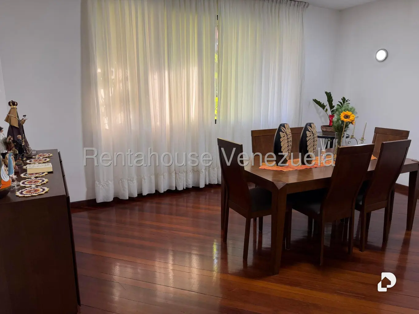 Apartamento en Lomas de Las Mercedes, Caracas – 11