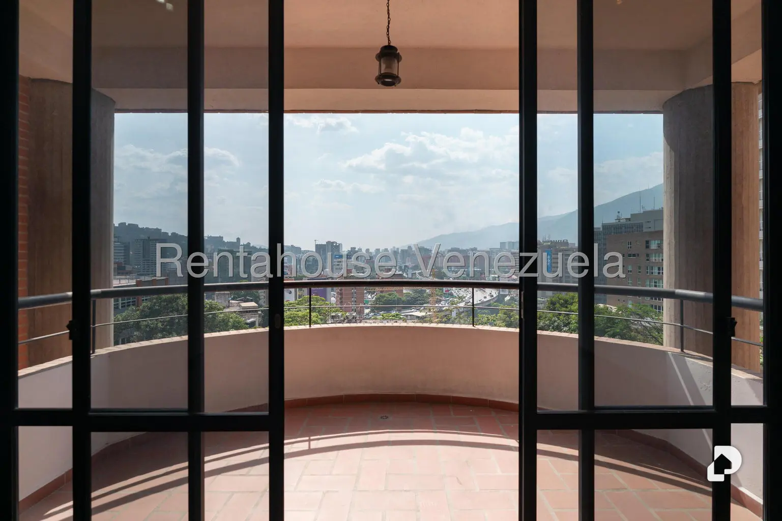 Apartamento en Lomas de Las Mercedes, Caracas – 30