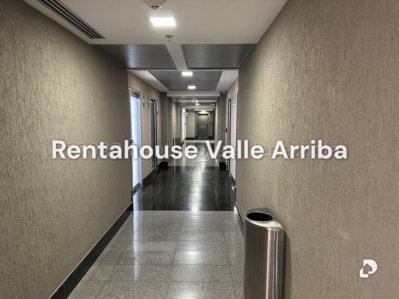 Local comercial en Macaracuay, Caracas – 13