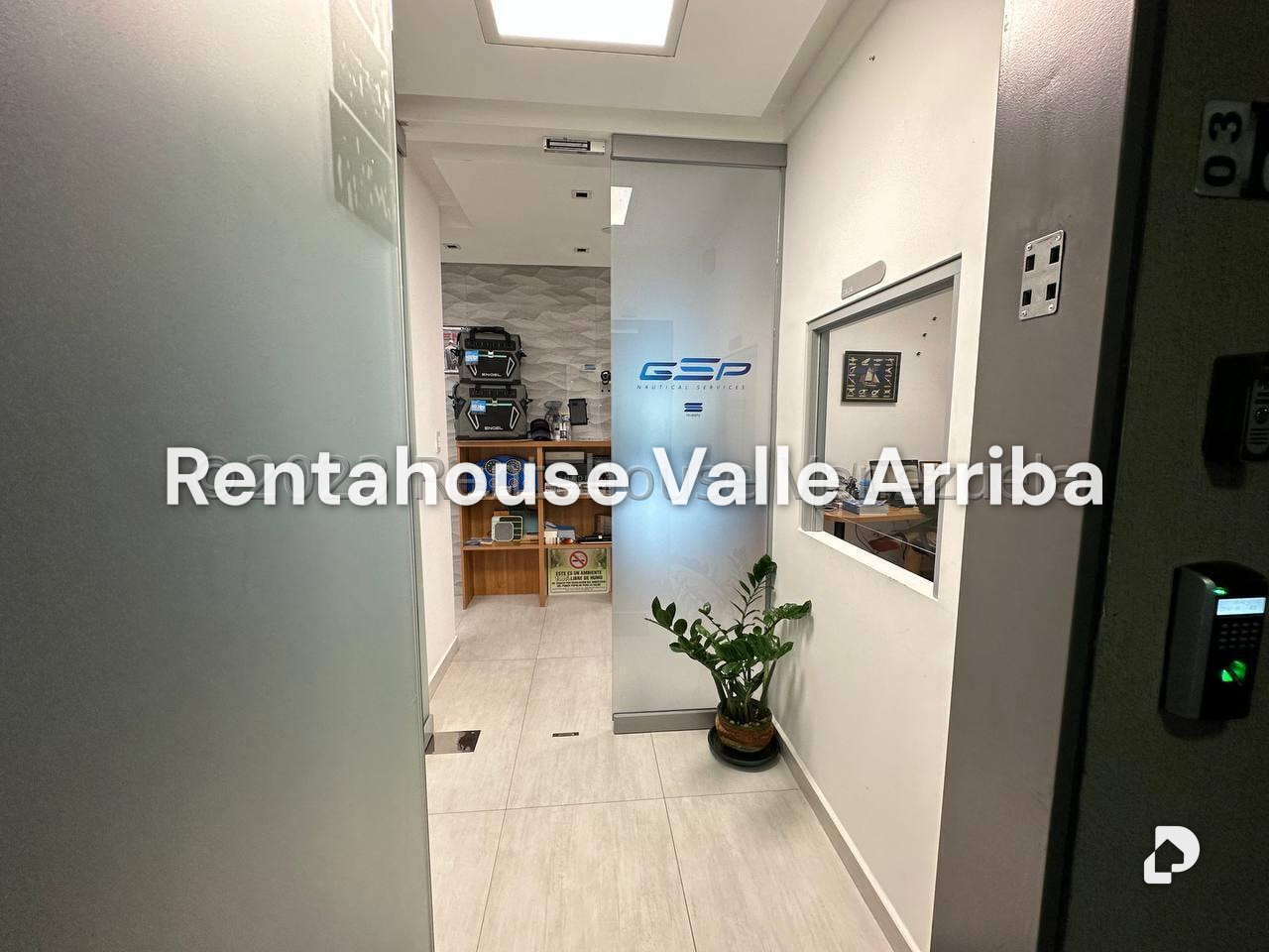 Local comercial en Macaracuay, Caracas – 15