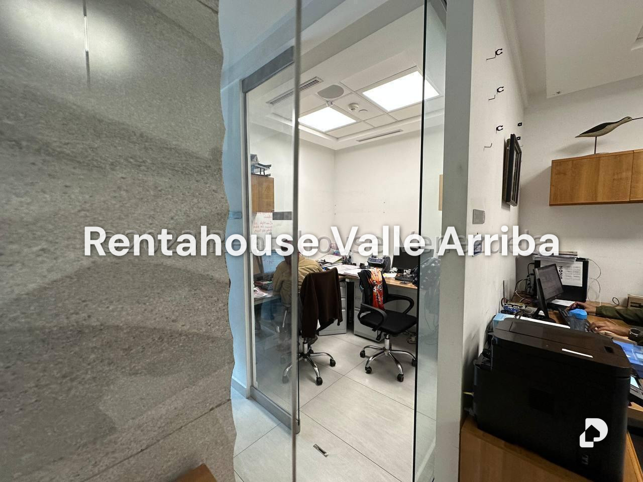 Local comercial en Macaracuay, Caracas – 19