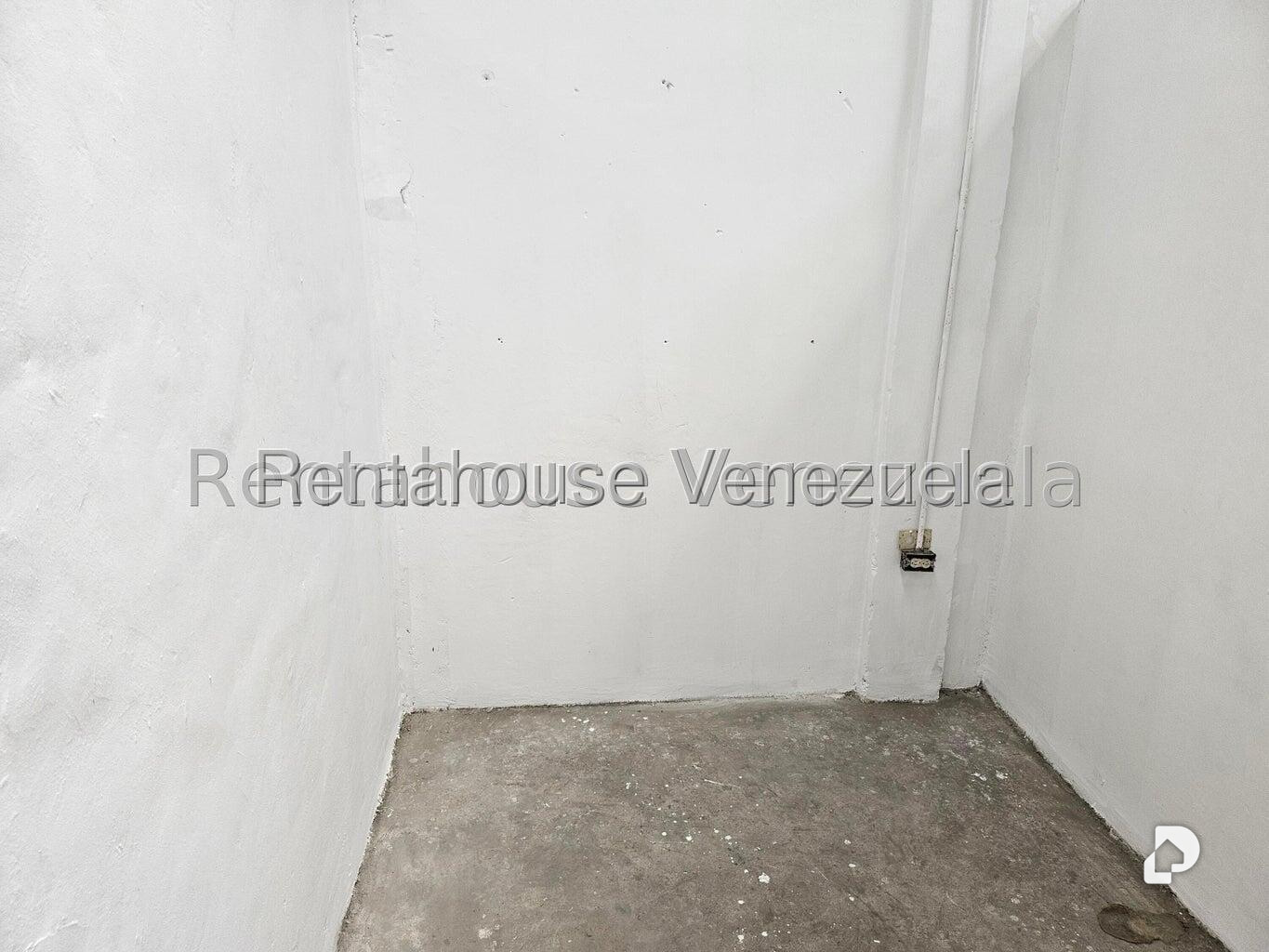 Warehouse in La Yaguara, Caracas – 29