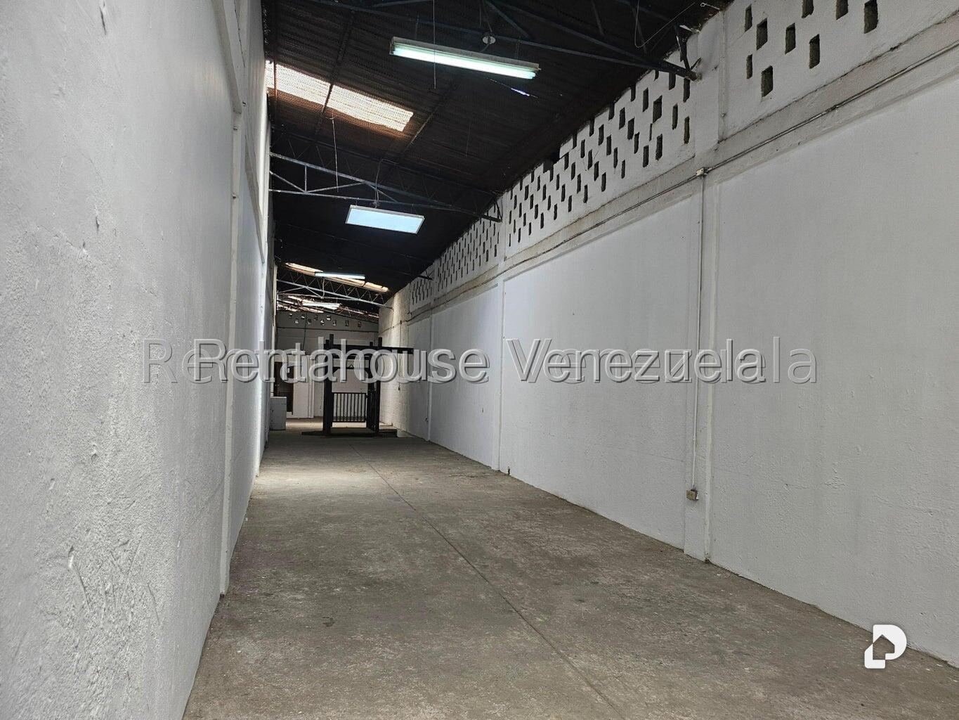 Warehouse in La Yaguara, Caracas – 38