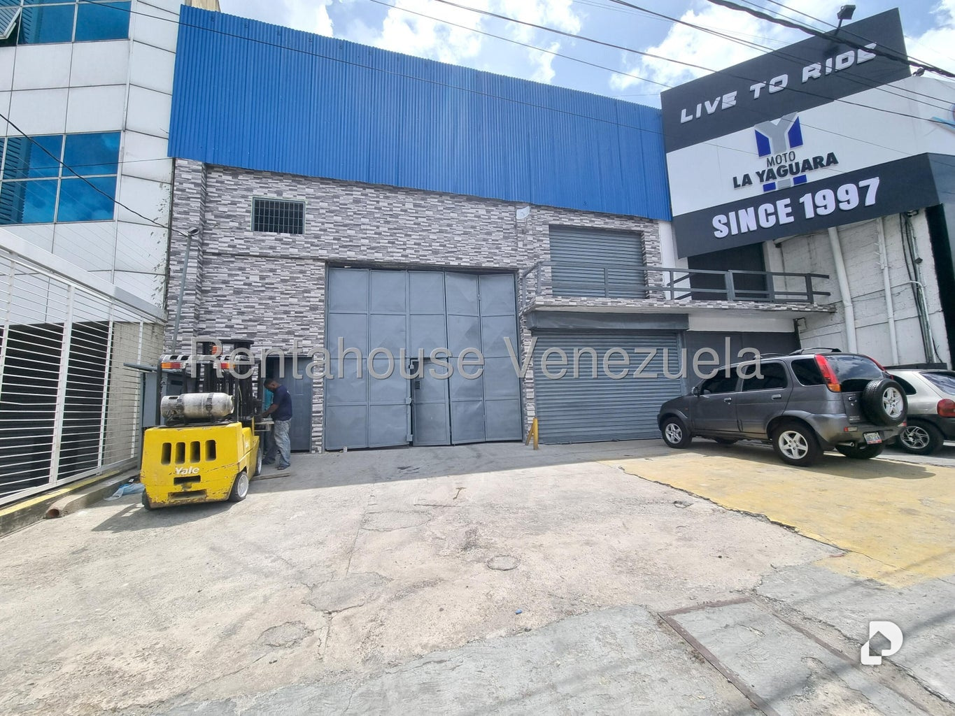 Warehouse in La Yaguara, Caracas – 1