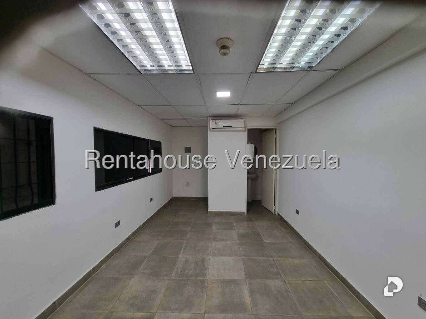 Warehouse in La Yaguara, Caracas – 22