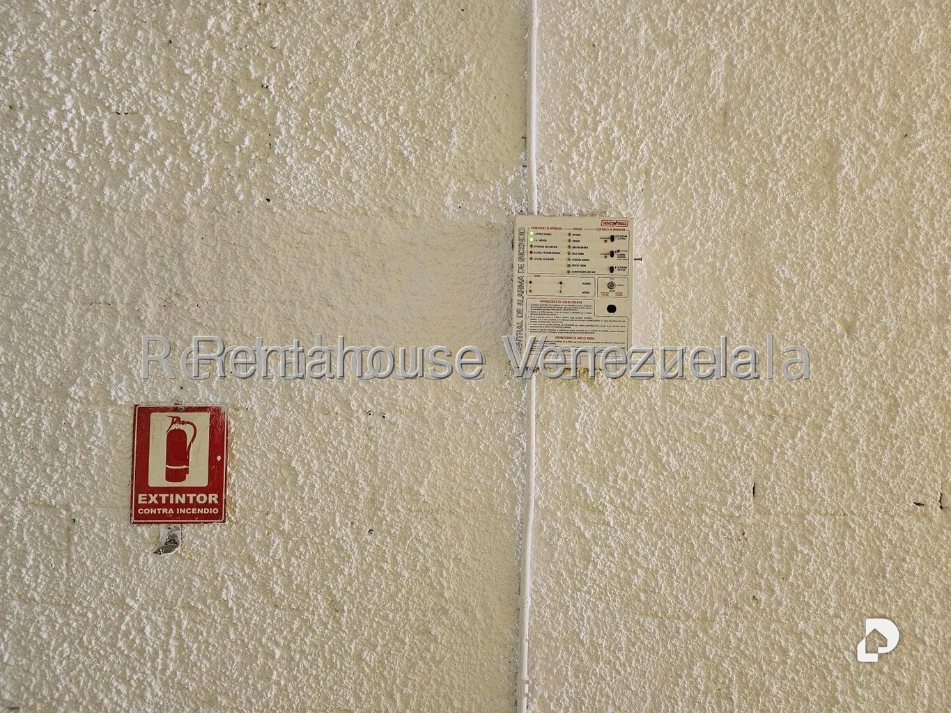Warehouse in La Yaguara, Caracas – 36