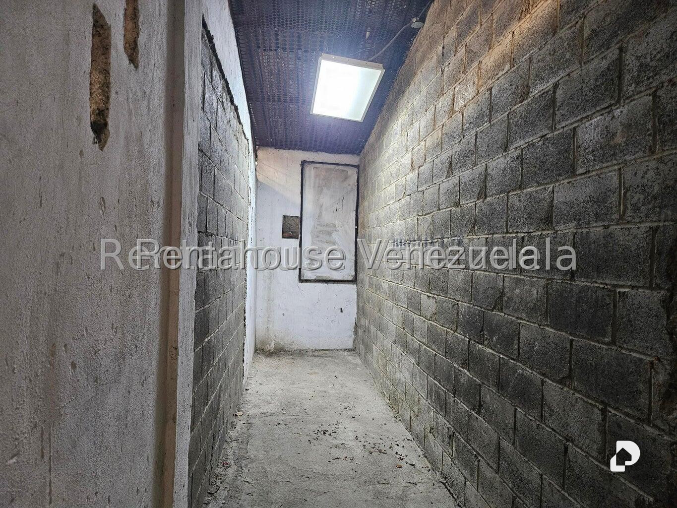 Warehouse in La Yaguara, Caracas – 39