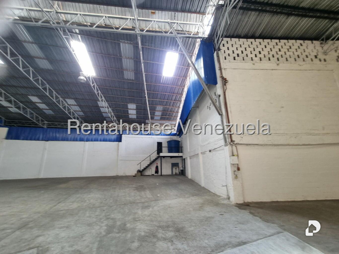 Warehouse in La Yaguara, Caracas – 16