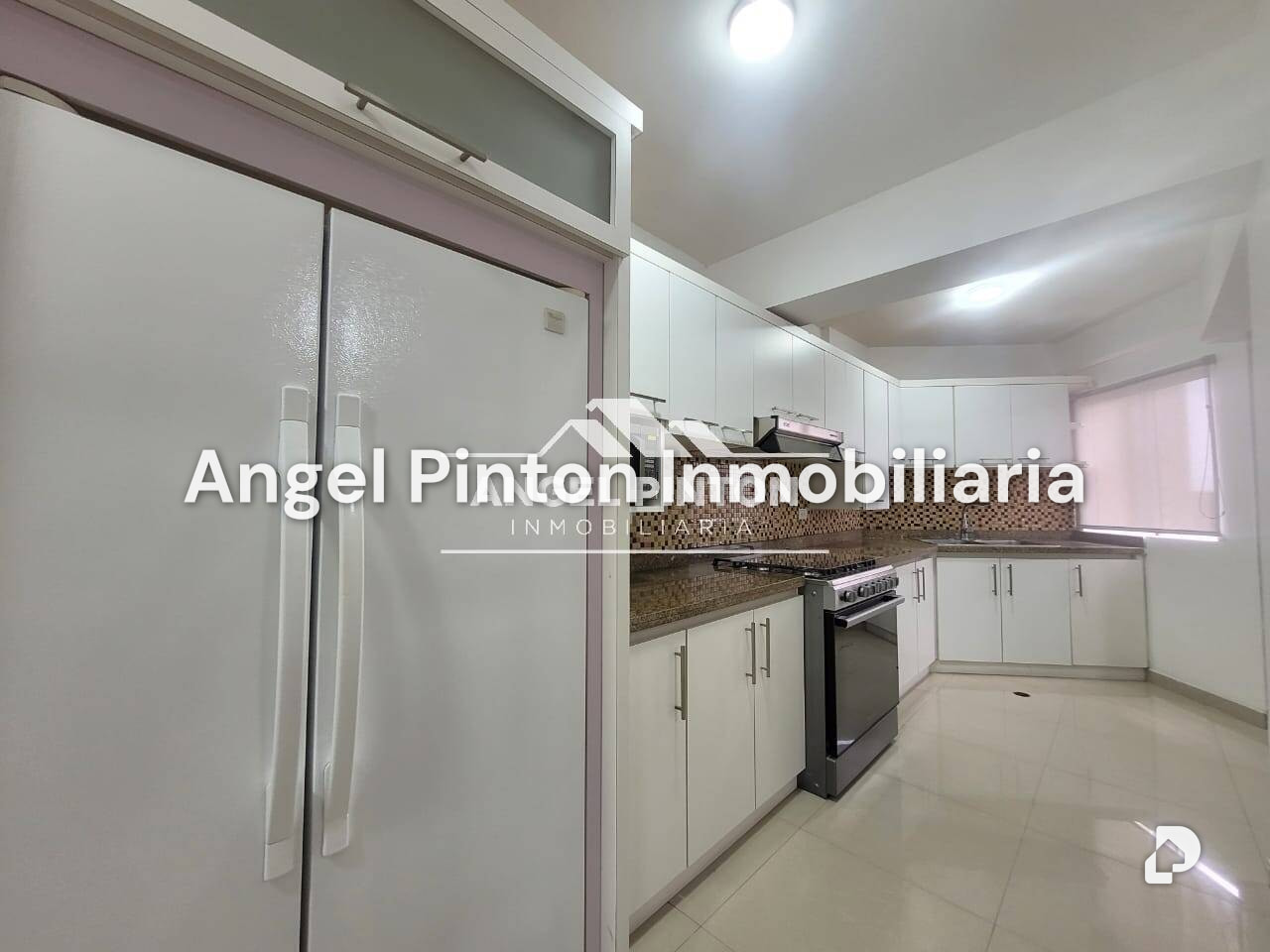 Apartamento en Avenida Cecilio Acosta, Maracaibo – 4