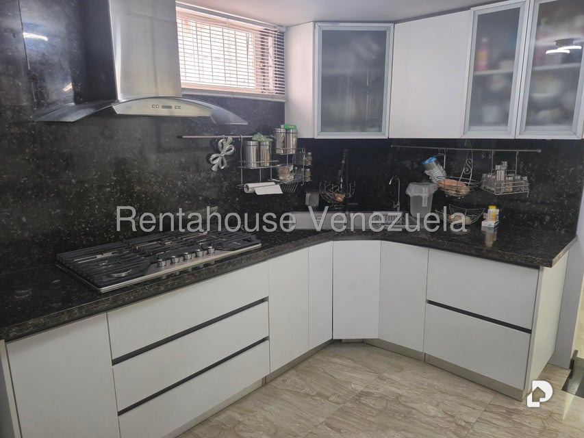 Casa en Cumbres de Curumo, Caracas – 4