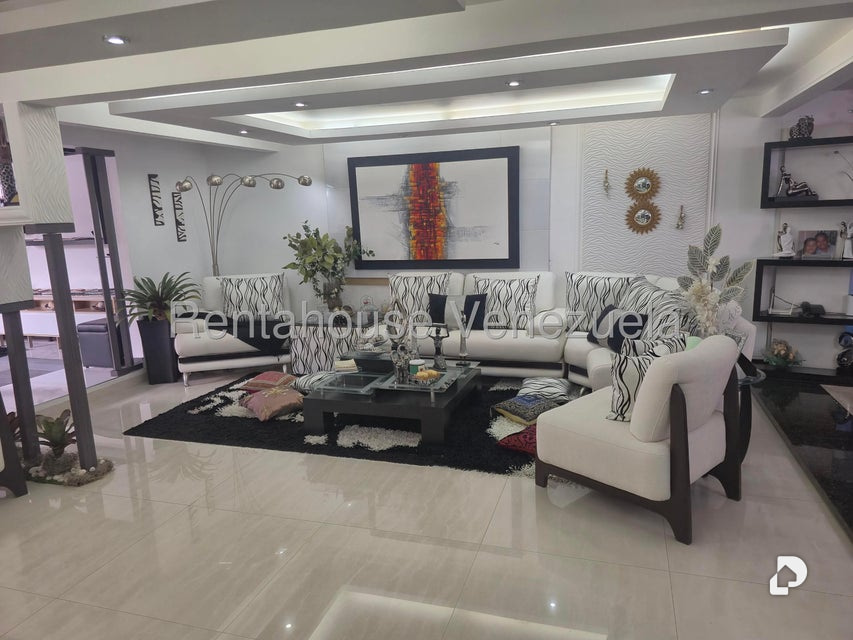 Casa en Cumbres de Curumo, Caracas – 2