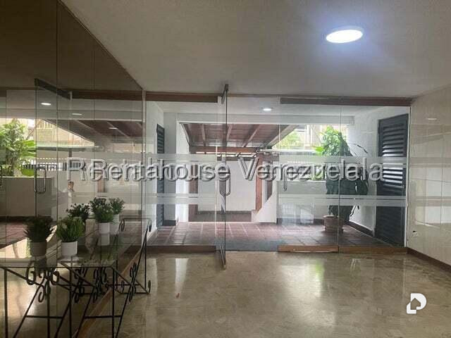Apartamento en Guaicay, Caracas – 15