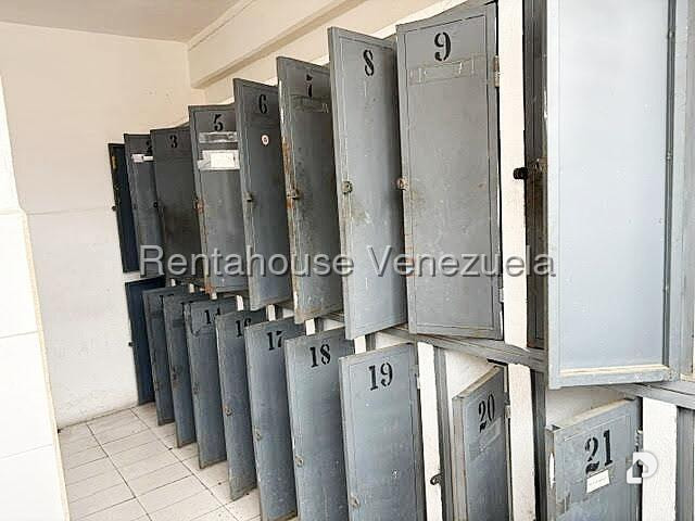 Local comercial en Guaicay, Caracas – 13