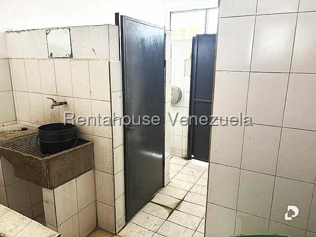 Local comercial en Guaicay, Caracas – 11