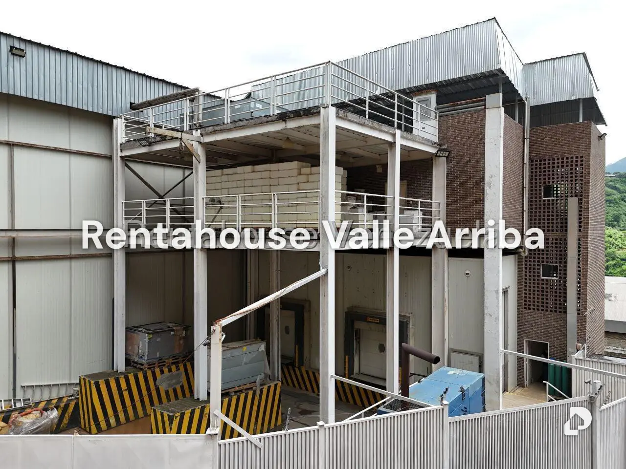 Edificio en Mampote, Guarenas – 17