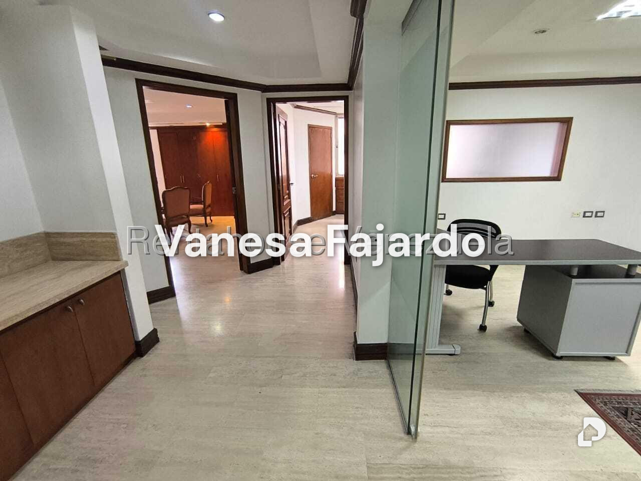 Oficina en El Rosal, Caracas – 6