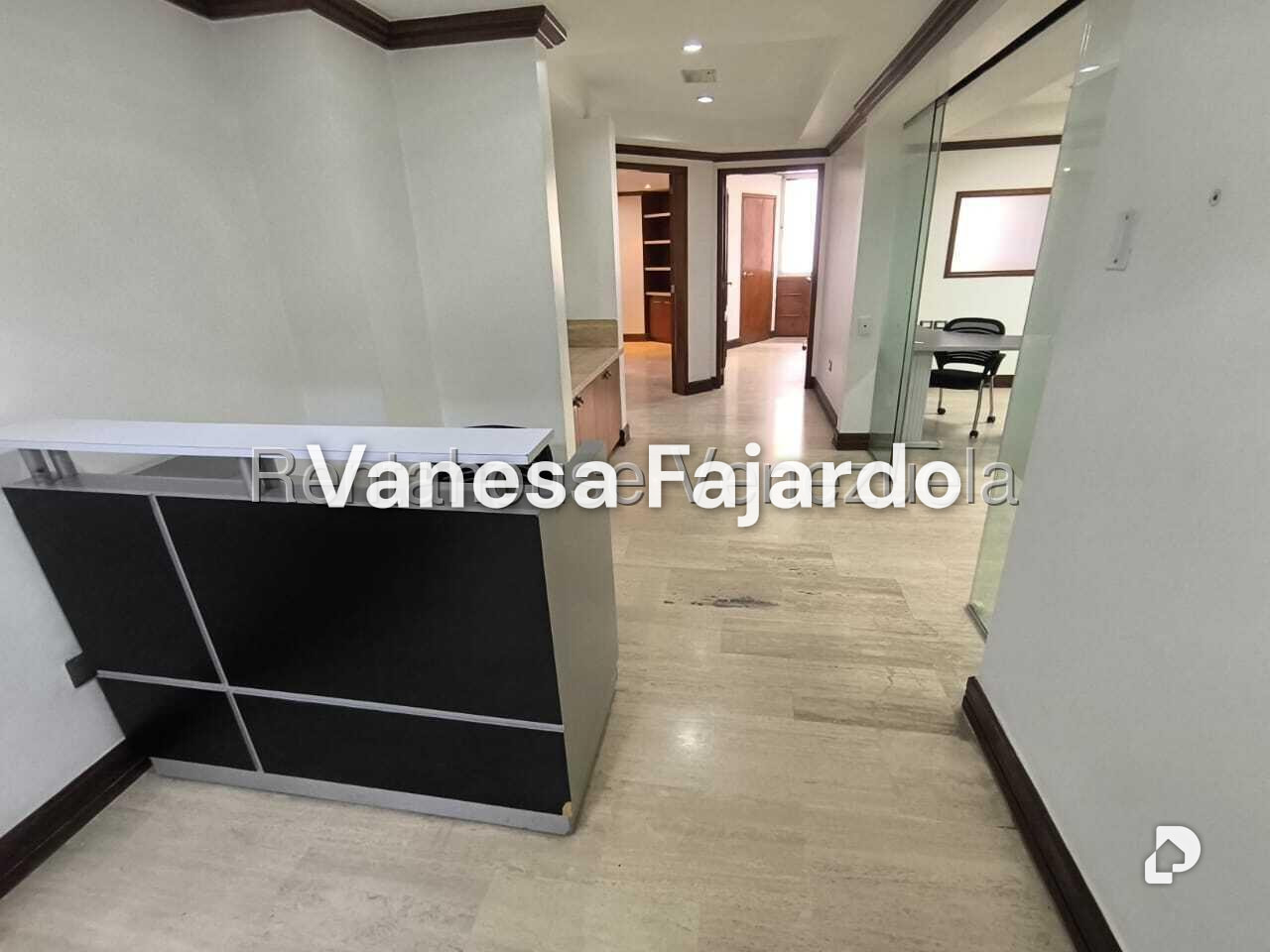 Oficina en El Rosal, Caracas – 5