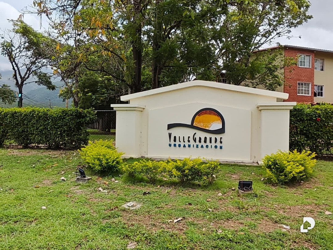 Apartamento en Valle Arriba, Guatire – 9