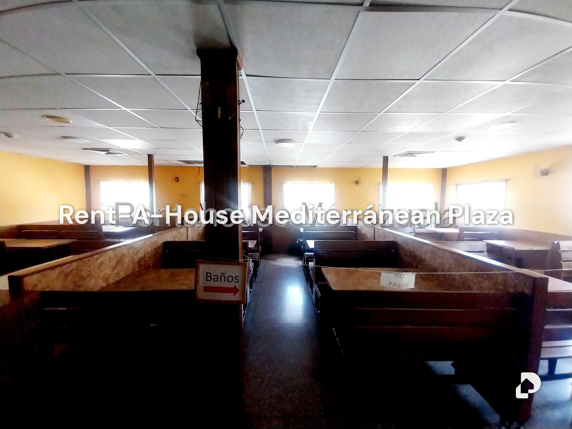 Local comercial en Castillito, San Diego
