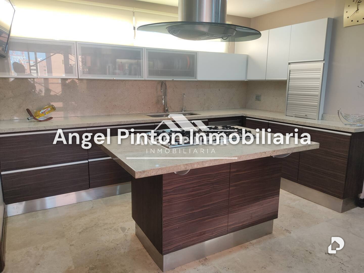 Apartamento en La Lago, Maracaibo – 2