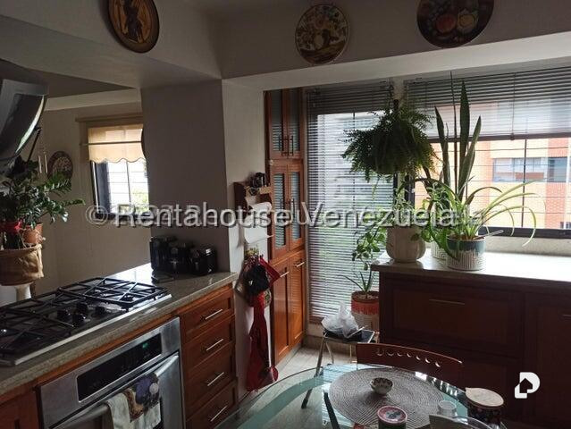 Apartamento en Campo Alegre, Caracas – 13