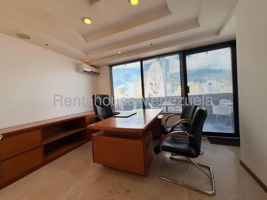 Oficina en Chacao, Caracas - 1