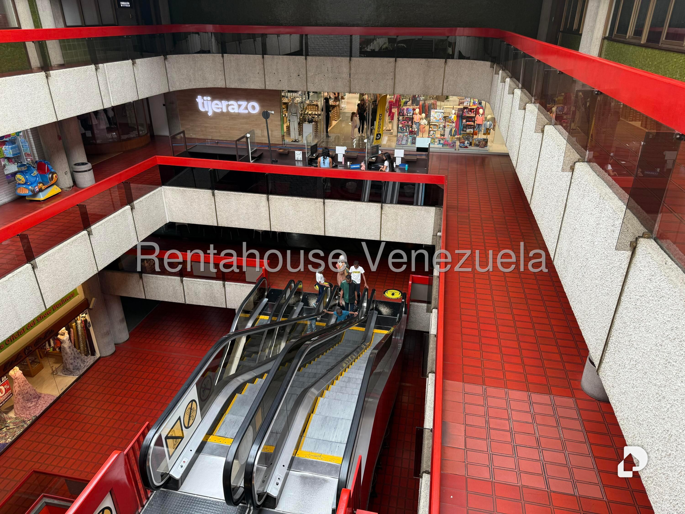 Local comercial en Las Mercedes, Caracas