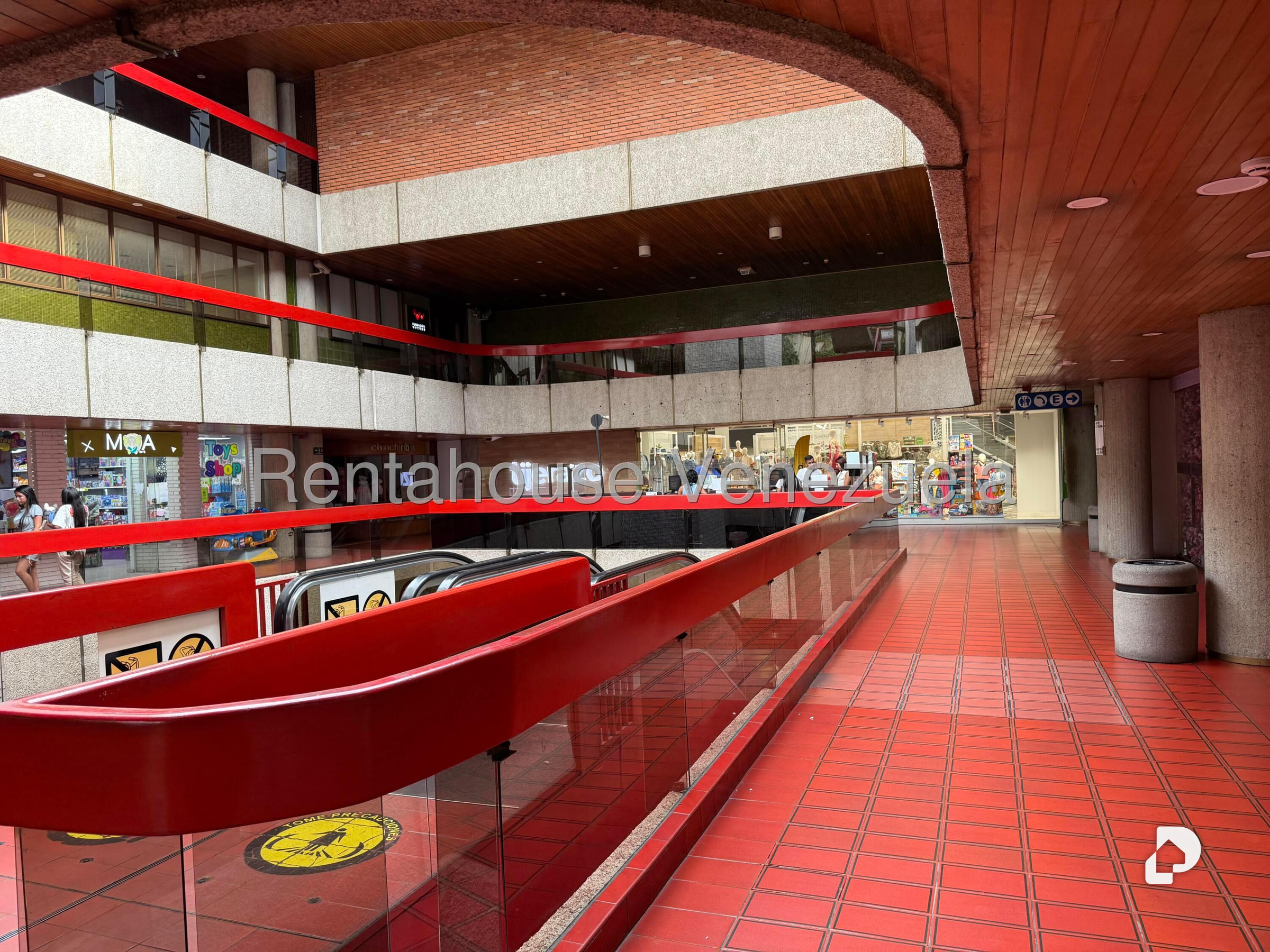 Local comercial en Las Mercedes, Caracas