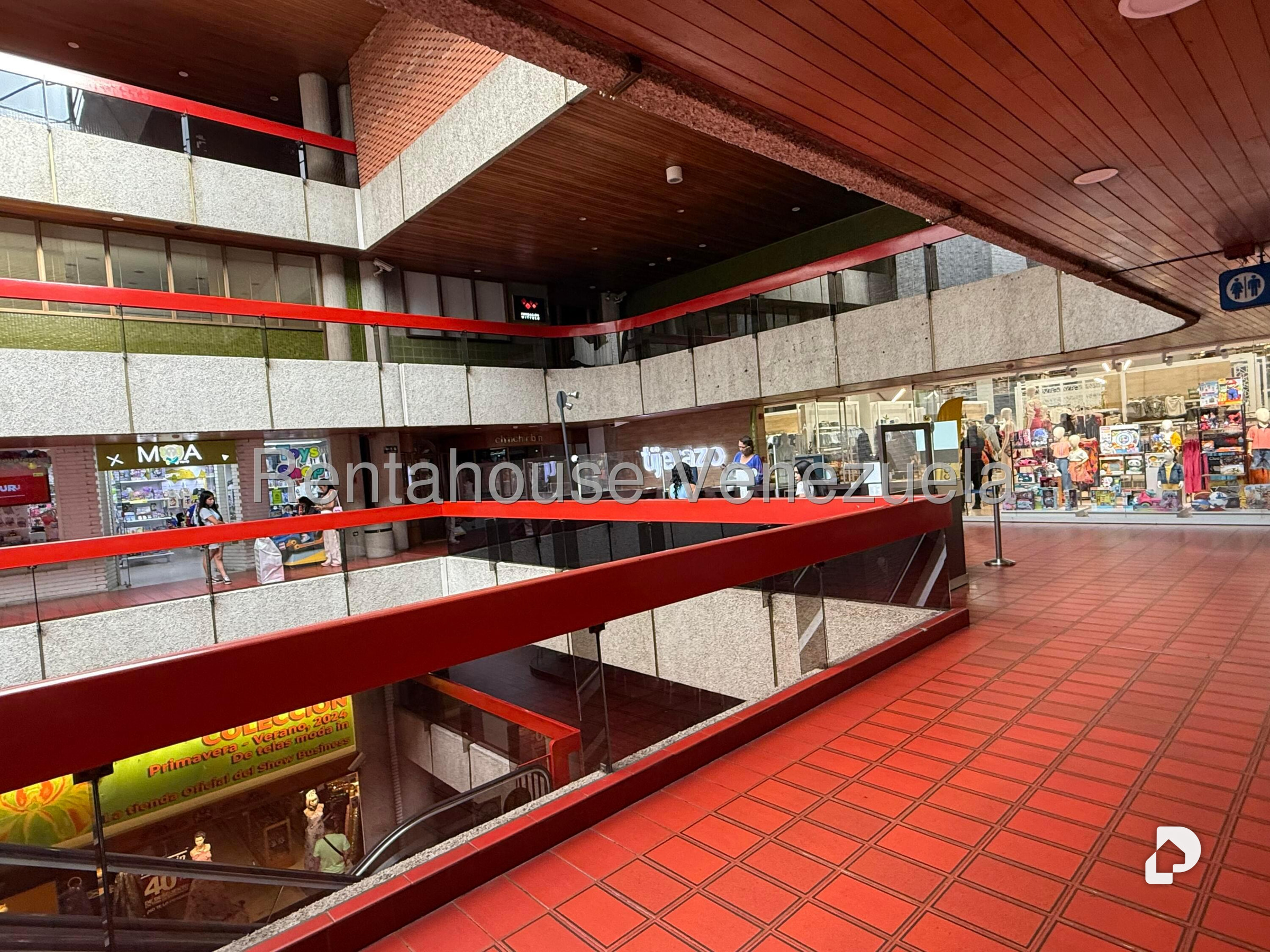 Local comercial en Las Mercedes, Caracas