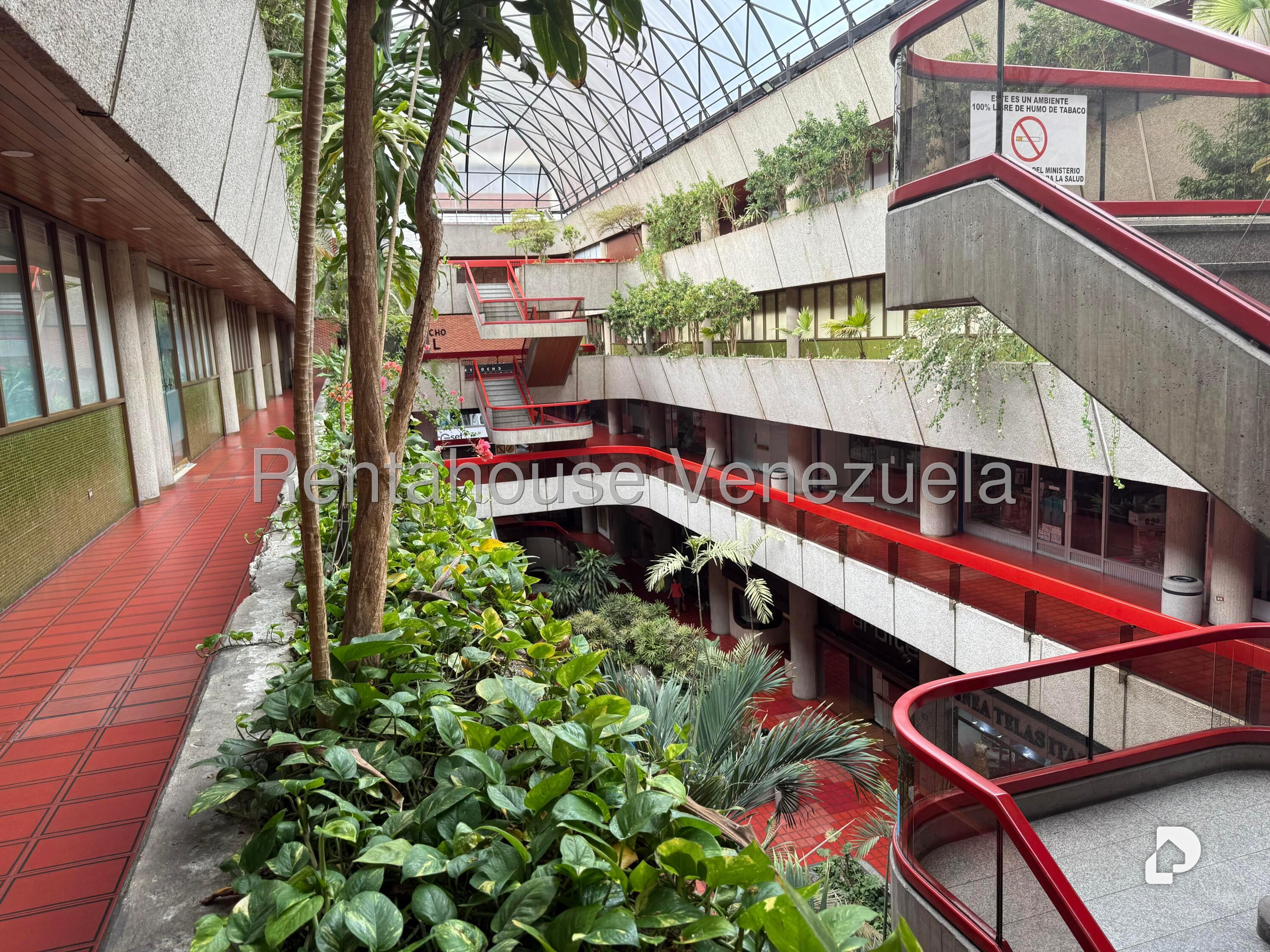 Local comercial en Las Mercedes, Caracas