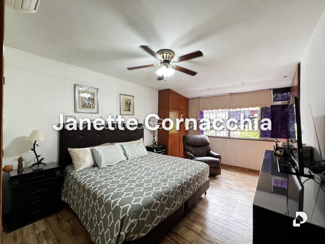 Apartamento en Chacao, Caracas – 19